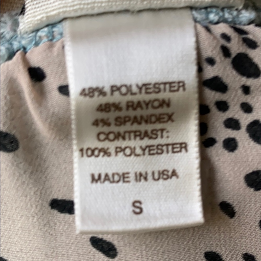 Day trip layered open back sweater shirt green tan - Picture 8 of 8